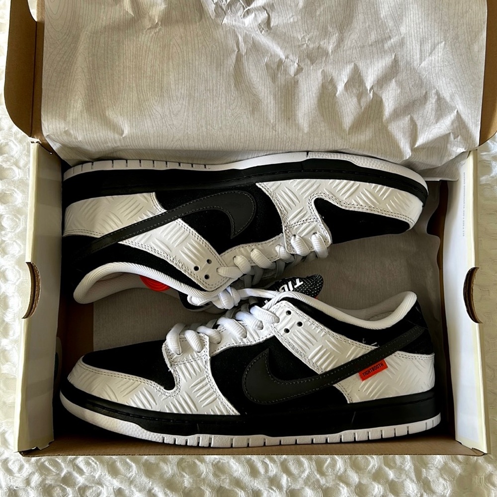 New Nike SB x TIGHTBOOTH Dunk Low Pro